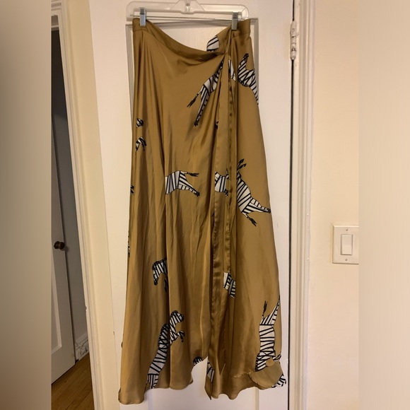 Suki So gold zebra wrap skirt - Picture 8 of 8